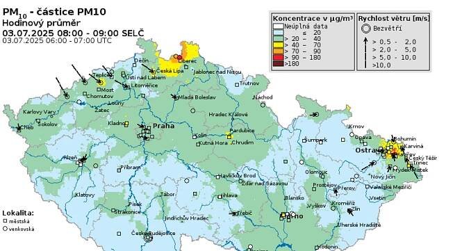 V německém Sasku hoří vegetace přibližně na 600 hektarech půdy, to je asi jako 840 fotbalových hřišť