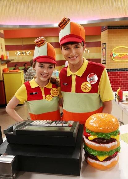 Victory Van Tuyl, Lucas Cruikshank - Marvin Marvin - Z natáčení