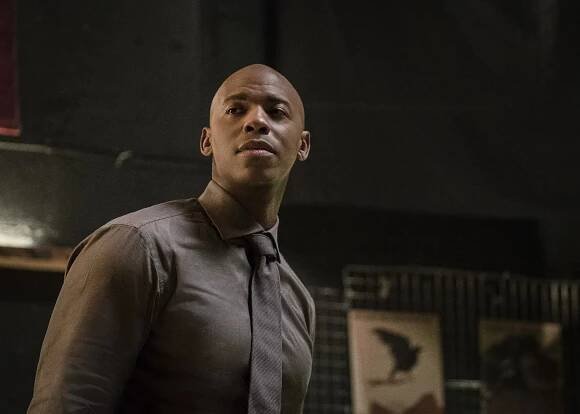 Supergirl - The Fanatical (S03E19) (2018)