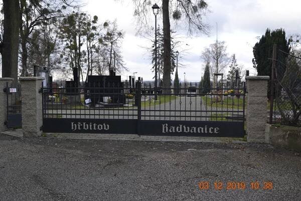 Fotografie - hřbitov Ostrava Radvanice - 03.12.2019