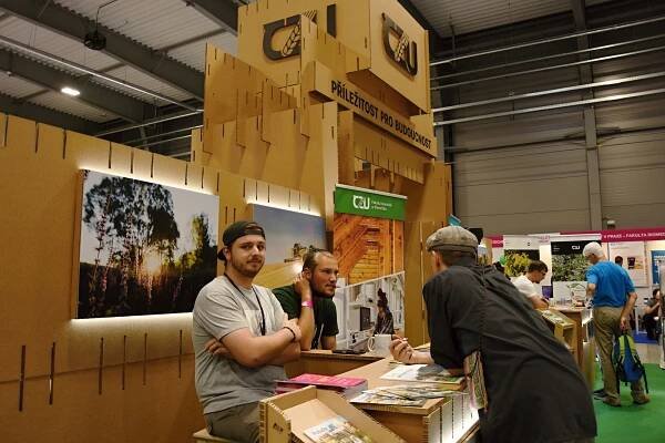 Vědě, technice a poznání patřily klíčové výstavní areály v Praze současně