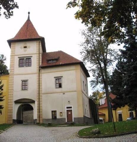 Hrad a zámek Polná