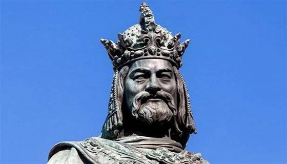 Na této výstavě je Karel IV. představen především jako významný stavitel.