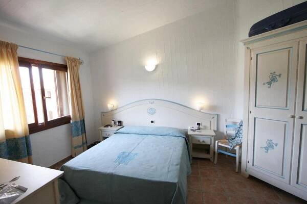 Hotel Residence Le Corti di Marinella, Itálie Sardinie / Sardegna - Invia