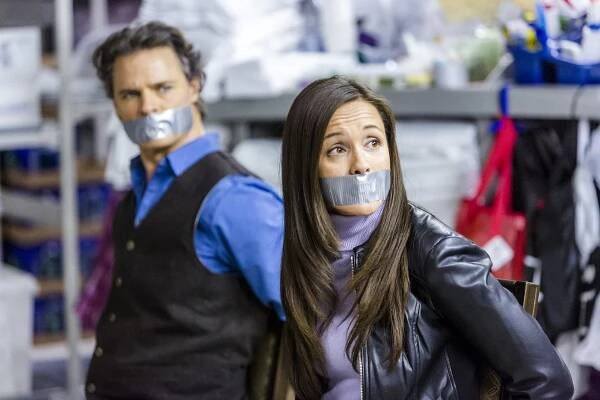 Detektiv z kuchyně: Zdravé místo k umírání - Z filmu - Dylan Neal, Crystal Lowe