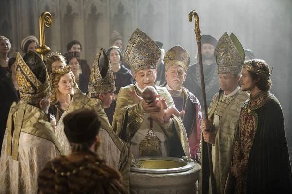 Bílá princezna - Burgundsko - Z filmu - Essie Davis, Jacob Collins-Levy
