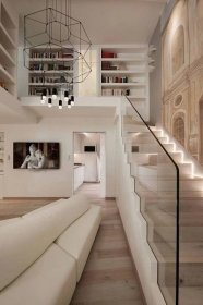 V historické budově v Římě najdete interiér zařízený v minimalistickém stylu