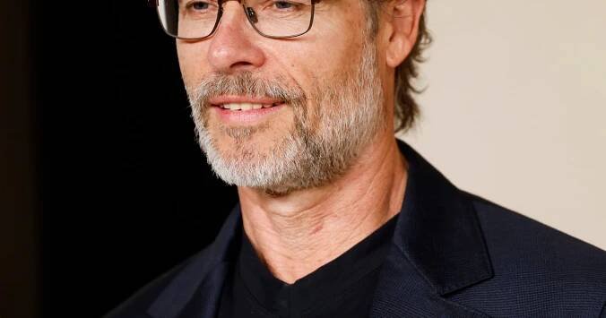 Guy Pearce thought he’d ‘killed’ James Cromwell with gun on LA Confidential set