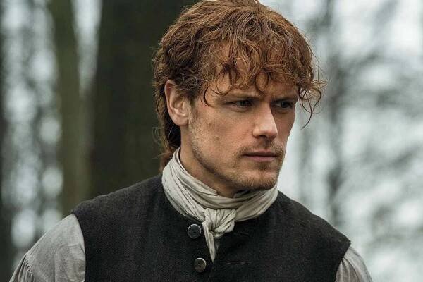 Sam Heughan alias Jamie ze seriálu Cizinka prolomil mlčení a promluvil o svém milostném životě