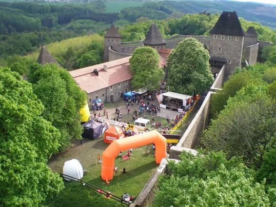 Týn nad Bečvou – obec pod hradem Helfštýn