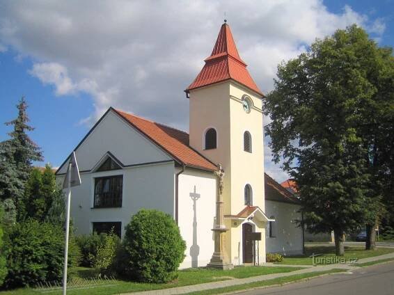 Kněžpole - kostel sv. Anny