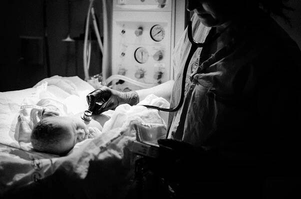 Surrogacy birth photos I didn't do • Lacewood Studios