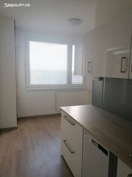 Pronájem bytu 3+1 69 m², Vítězná, Litovel