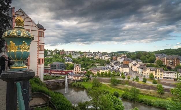 Ausblick vom Schloss auf Weilburg