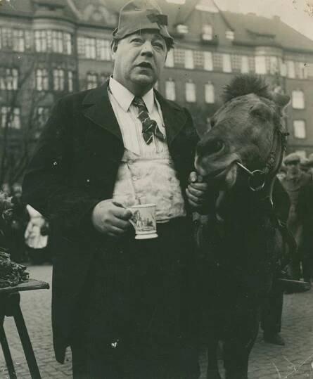 Vad kvinnan vill (1927)