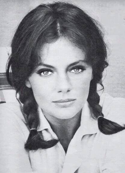 Pin de Michele Orsi en Iconic | Fotos de mujeres hermosas, Hermosas celebridades, Actrices bonitas