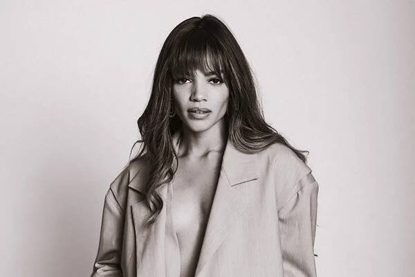 Leslie Grace to Lead Underwater Survival Thriller 'Propel'