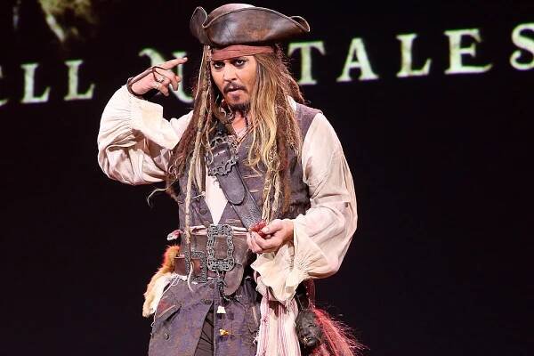 ANAHEIM, CA - AUGUST 15: Actor Johnny Depp, dressed as Captain Jack Sparrow, of PIRATES OF THE CARIBBEAN: DEAD MEN TELL NO TALES took part today in 