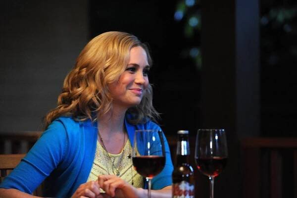 Wilfred - Resistance - Z filmu - Fiona Gubelmann