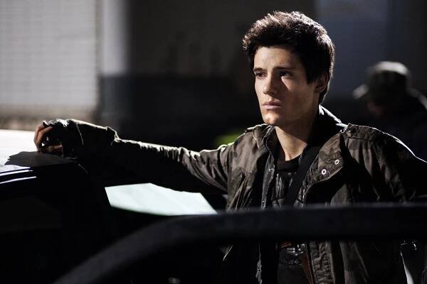 Falling Skies - Live and Learn - Z filmu - Drew Roy