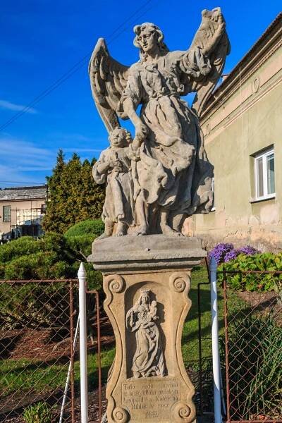 Socha Anděla strážce (Rohovládova Bělá)