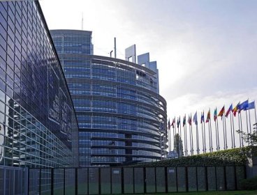 Evropský parlament odhlasoval snížení emisí o 60 % do roku 2030