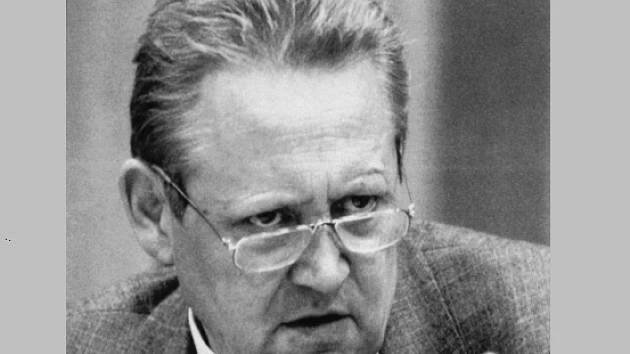 Zemřel člen vedení NDR Schabowski, jenž spustil pád Berlínské zdi
