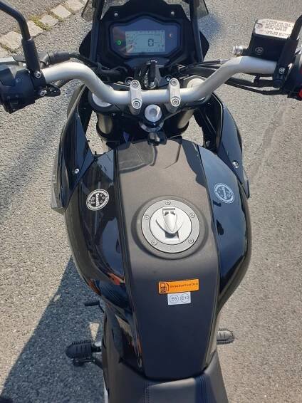 Benelli TRK 251 (NOVÁ, 2022), 99.990 Kč
