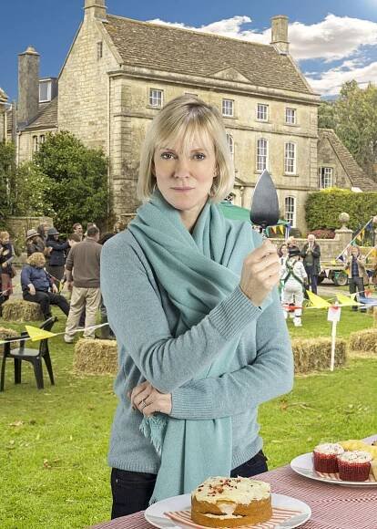 Hermione Norris.jpg