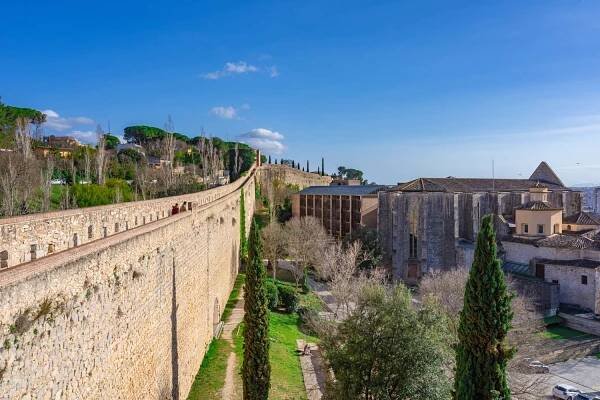 Girona - the city walls