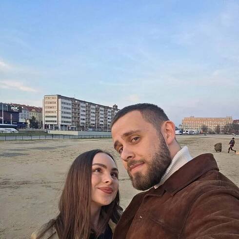 FOTO: Vincent vtipkoval, že se do něj Bea zamilovala na první pohled. – stránka 16