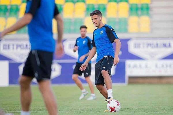 AEK Larnaka - Deník.cz