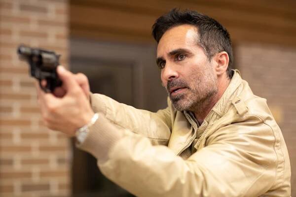 Pan Nepolapitelný - Z filmu - Nestor Carbonell