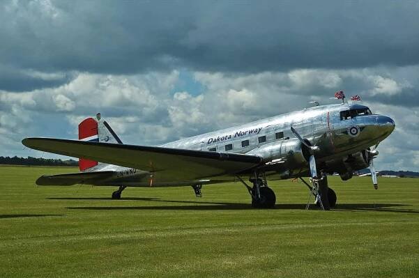 Dakota DC-3 LN-WND