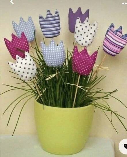 DIY Fabric Flowers for Spring