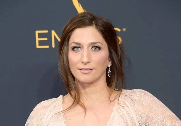 Chelsea Peretti Makes Feature Directorial Debut With 'First Time Female Director'