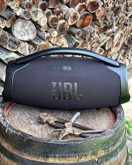 JBL Boombox 3 WiFi je jedným slovom booombastický - TECHBOX.sk