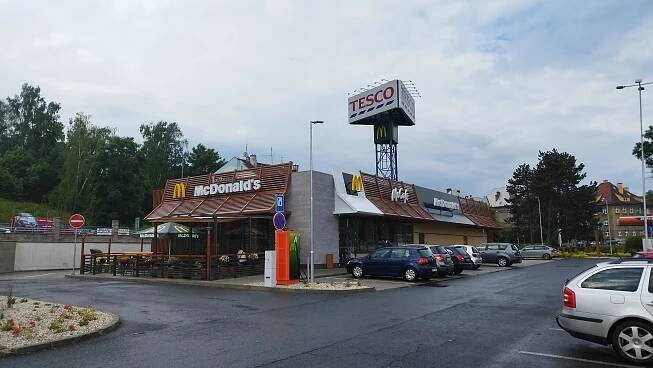 McDonald's (Restaurace a pohostinství) • Mapy.com
