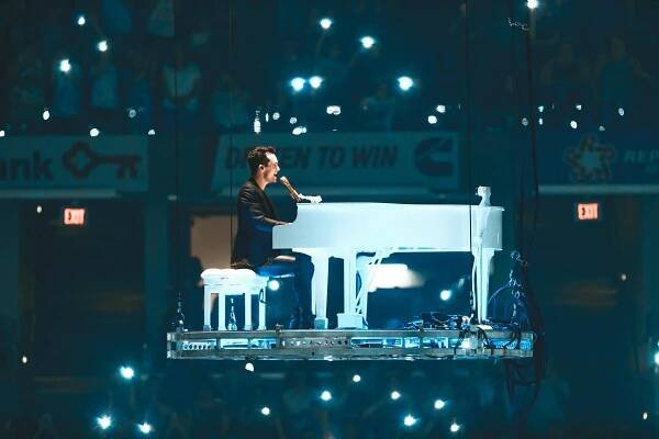 LIVE: Panic! at the Disco & Hayley Kiyoko @ Bankers Life Fieldhouse, Indianapolis - All Things Loud