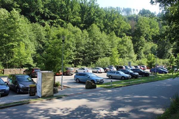Fotografie - Parkoviště pod Pernštejnem - 07.07.2021