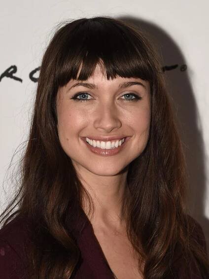 Maiara Walsh - Actress, Singer