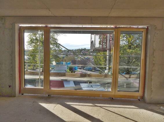Panoramatické okna jsou na svém místě