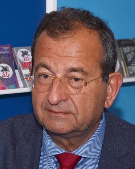 Soubor:Cyril Höschl (2017).jpg – Wikipedie