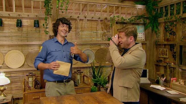 Andy Day, Adam Astill - Andy na safari - Z filmu