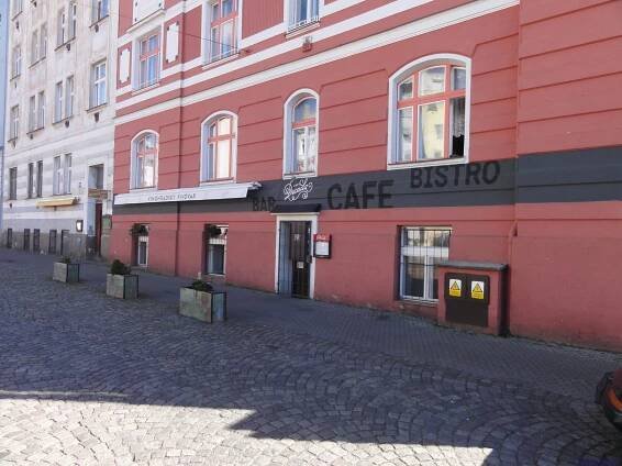 Cafe Decada - Praha Libeň | Katalpa