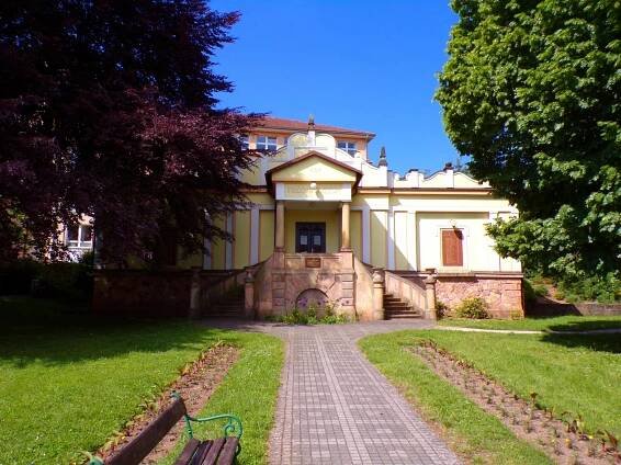 Fričovo muzeum v Lázních... - Dům, budova