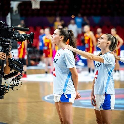 Pauline Astier | ZVVZ USK Praha