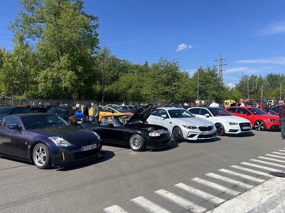 Víkend na Ostravsku: automobilové závody, fotbalové derby, street food festival