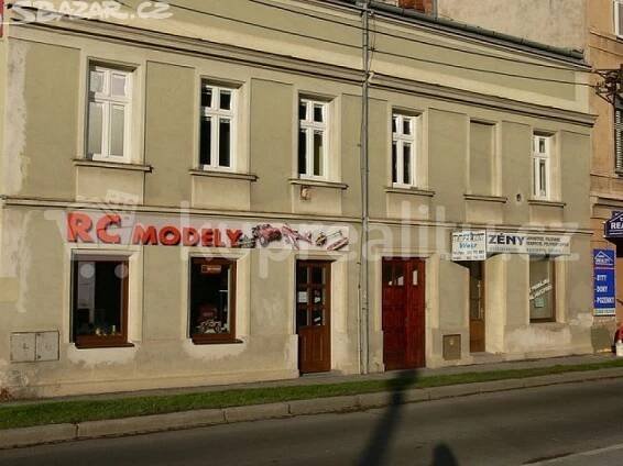 Pronájem  obchodních prostor 350 m^2 Opava 