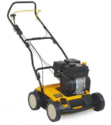 Cub Cadet XC1 B35 - travní provzdušňovač s benzinovým motorem